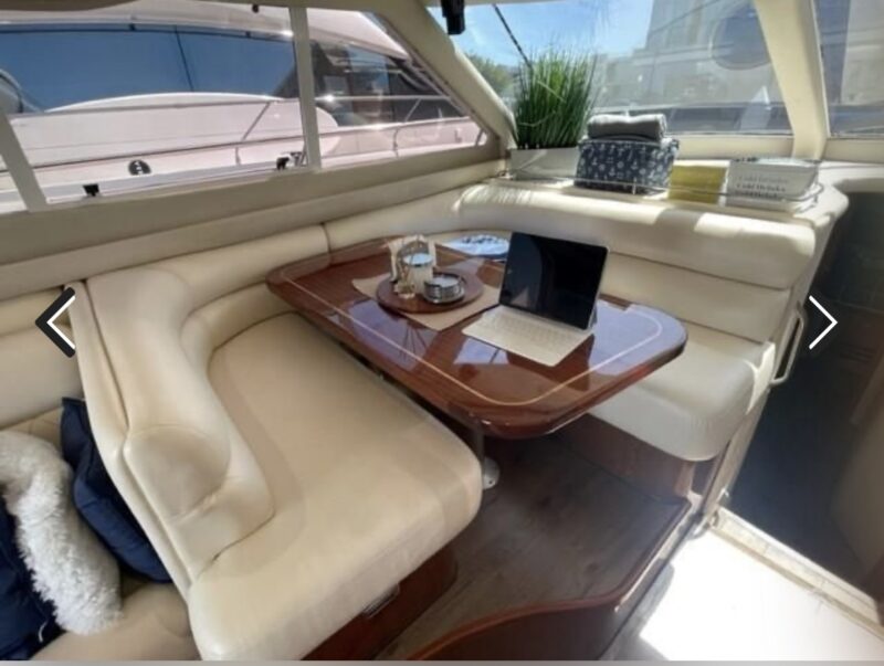 54FT Sea Ray Flybridge available in Miami with 2 JET SKIS INCLUDES for one hrs. - Image 20